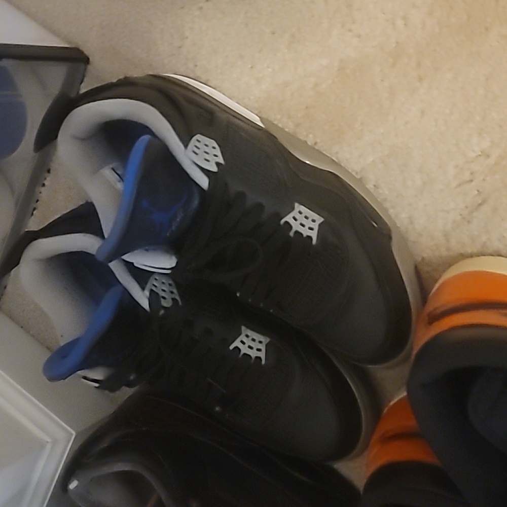Beater Box Bundle Size 12 3 Pairs, Random Retros 1-12 - Picture 7 of 10